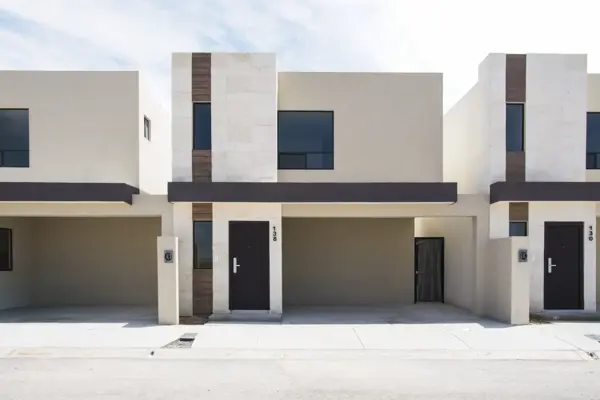 Casa en Venta a estrenar, al Oriente