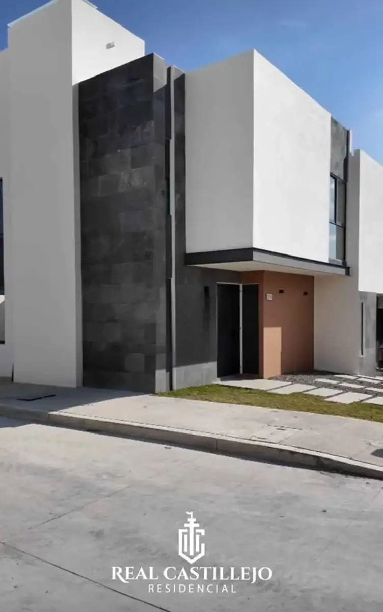 Casa en venta en Real Castillejo, Tarímbaro — foto 1 de 9