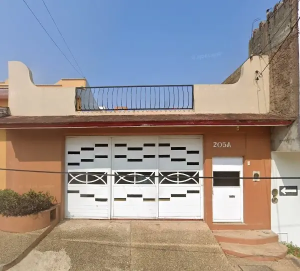 Venta de casa en Colonia Petrolera, Coatzacoalcos - Excelente Ubicación y Espacios Amplios