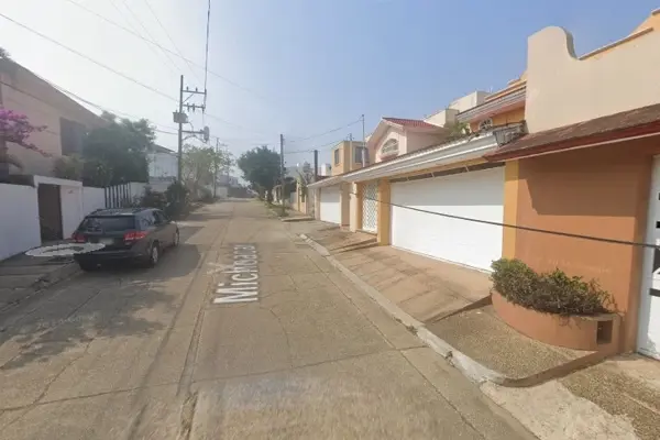 Casa en venta en Petrolera, Coatzacoalcos — foto 3 de 10