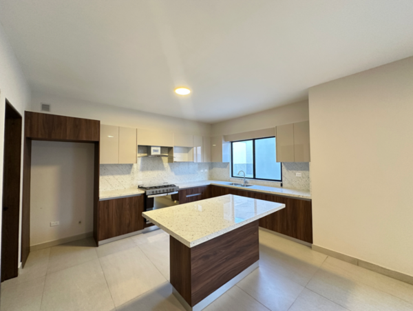 Casa en renta en Alyssa, Ramos Arizpe — foto 3 de 26
