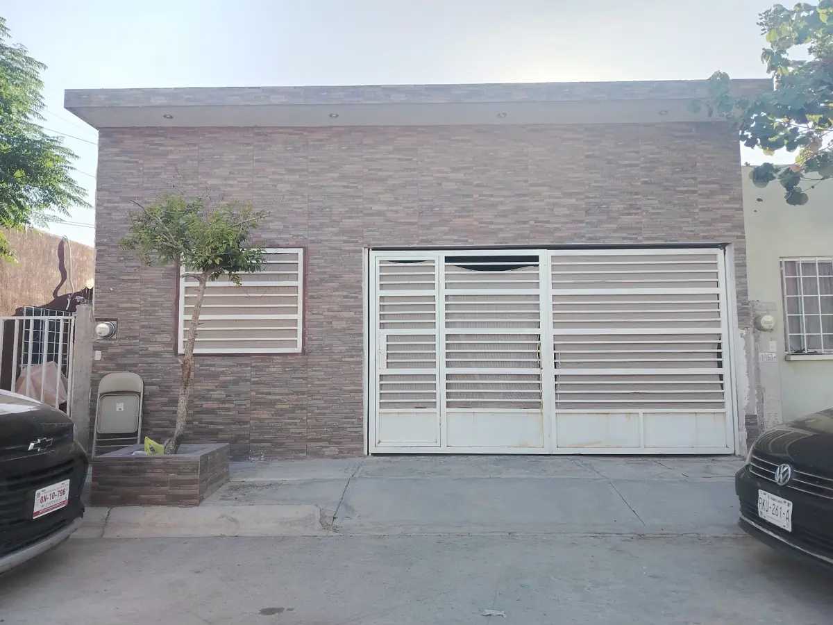 CASA EN VENTA EN HACIENDA LA NORIA, TORREÓN CASA EN VENTA EN HACIENDA LA NORIA, TORREÓN