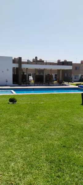 Casa en venta en Cuautlancingo con Alberca Casa en venta en Cuautlancingo con Alberca