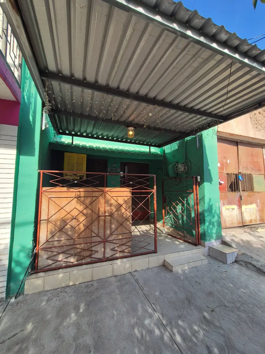 Casa Céntrica en Venta | 3 Recámaras | 147 m² de Terreno | $850,000 Casa Céntrica en Venta | 3 Recámaras | 147 m² de Terreno | $850,000