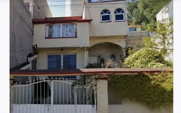 Casa en venta en Parque Residencial Coacalco 1a Sección, Coacalco de Berriozábal — foto 2 de 26