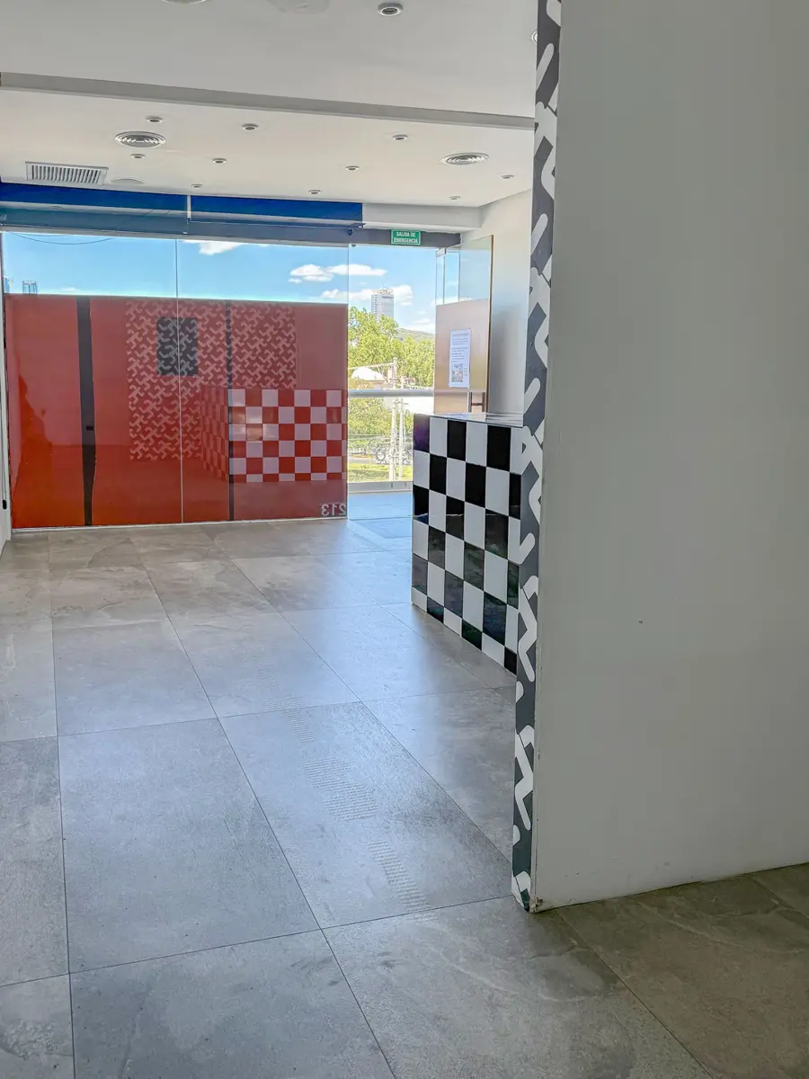 Local en renta en Los Colorines, San Pedro Garza García — foto 1 de 10