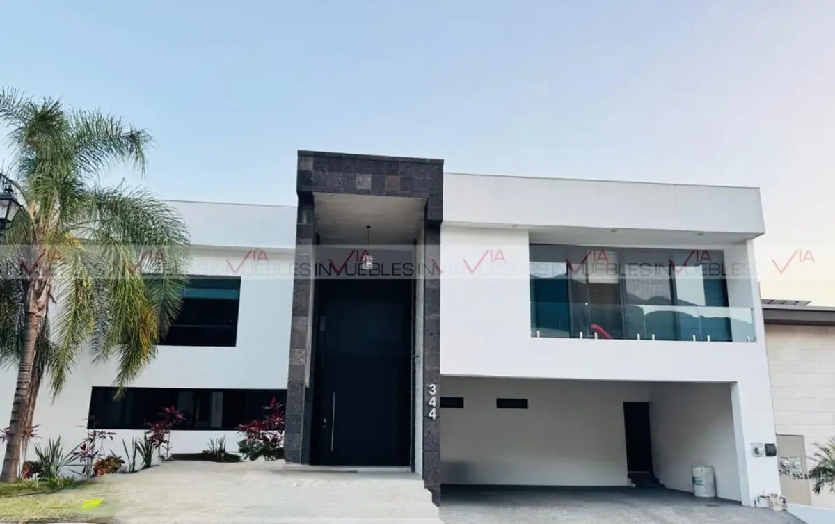Casa en venta en Residencial y Club de Golf la Herradura, Monterrey — foto 1 de 18
