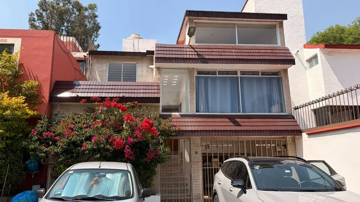 Casa en venta en Lomas Verdes 3a Sección, Naucalpan de Juárez — foto 1 de 41