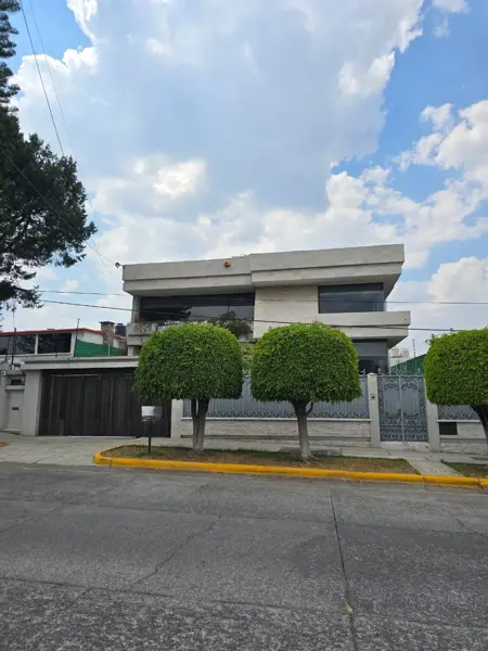 Casa en venta en Ciudad Satelite, Naucalpan de Juárez — foto 2 de 55