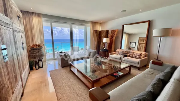 Departamento de Lujo en Venta en Emerald Cancún - Piso Alto