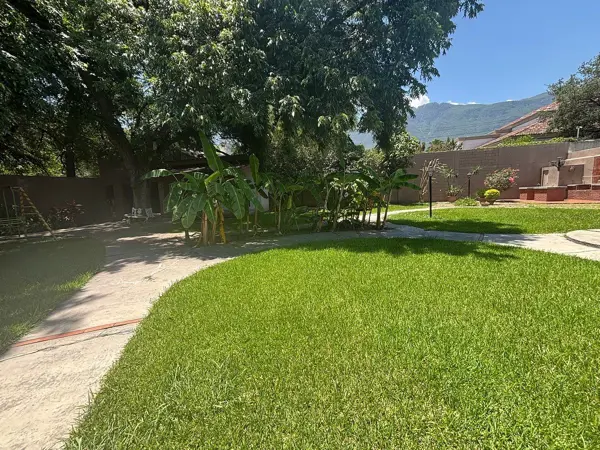Terreno en venta en Del Valle, San Pedro Garza García — foto 3 de 5
