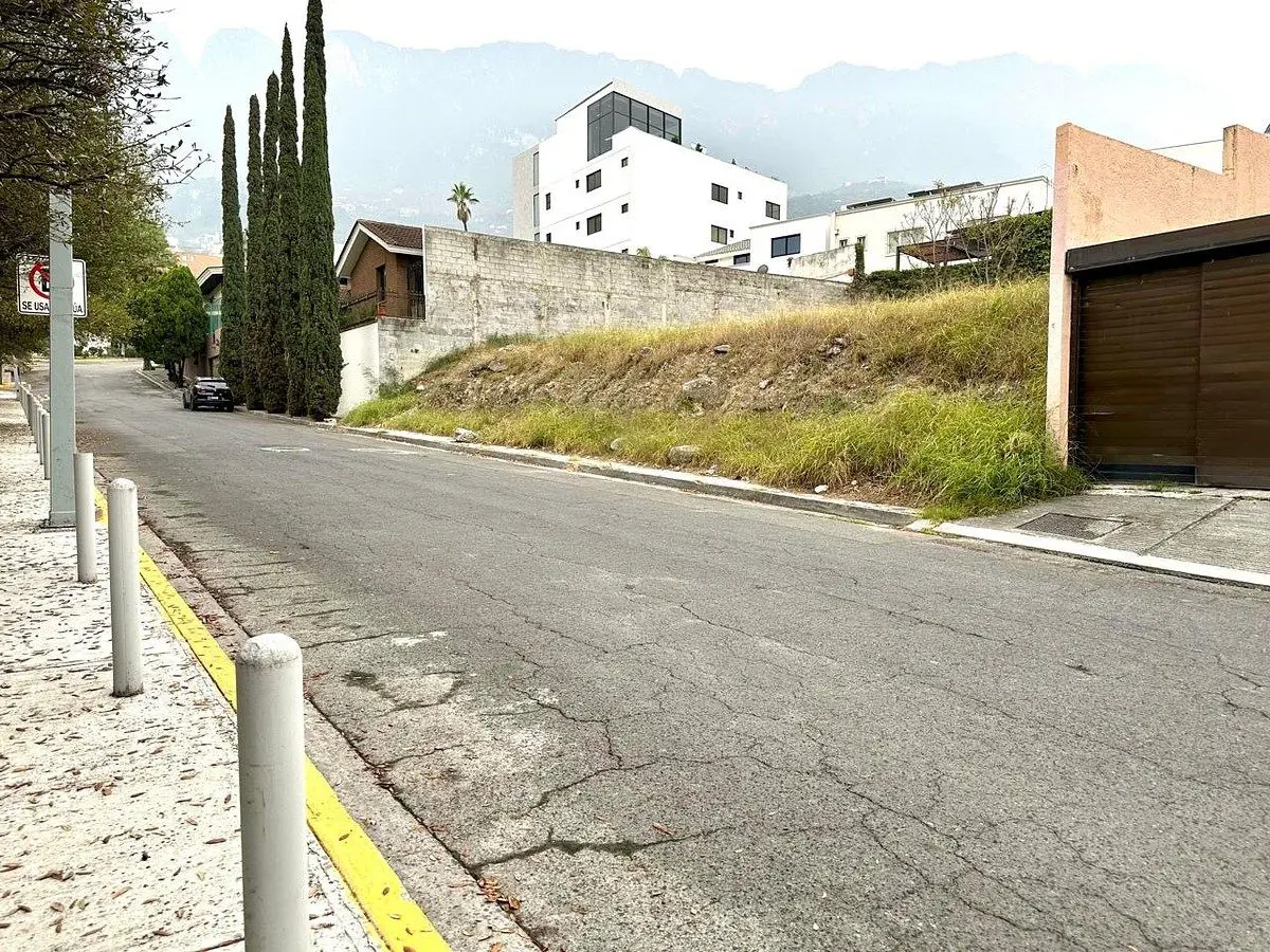 Terreno en venta en Valle de San Ángel Sect Jardines, San Pedro Garza García — foto 1 de 4