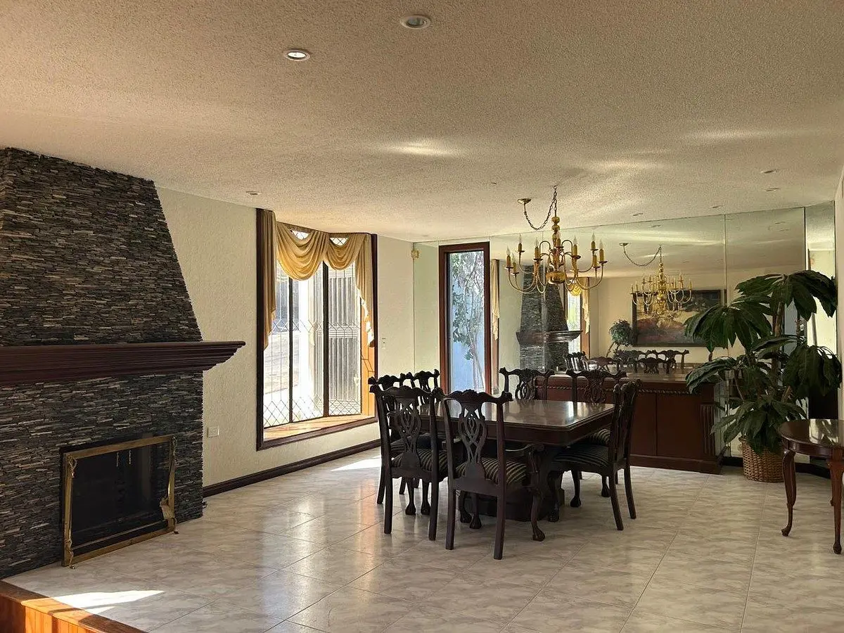 Casa en venta en Las Cumbres 5 Sector, Monterrey — foto 1 de 18