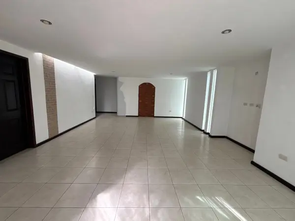 CASA DUPLEX EN PLANTA ALTA EN RENTA, SANTIAGO MOMOXPAN, SAN PEDRO CHOLULA.