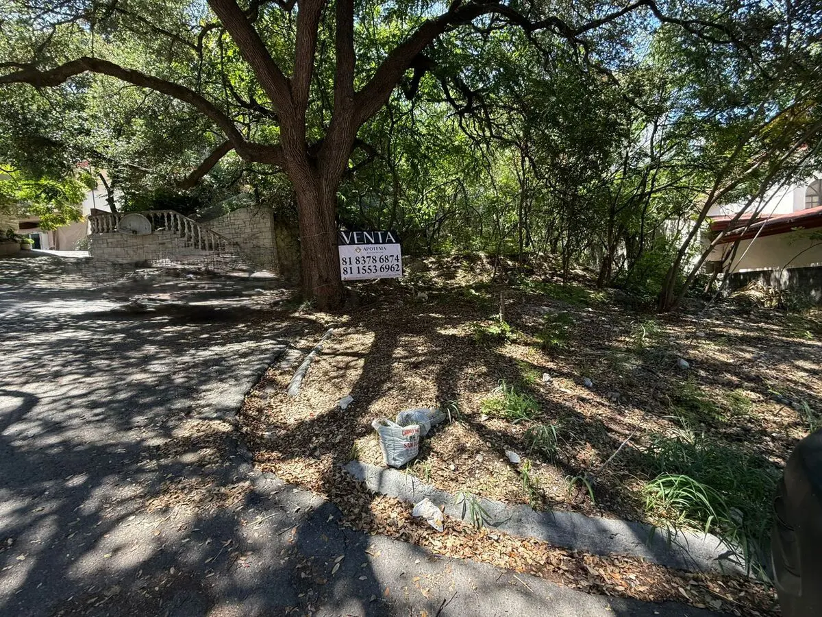 Terreno en venta en Jardines Coloniales 3er Sector, San Pedro Garza García — foto 1 de 6