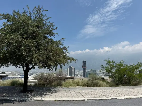 Terreno en venta en Residencial Cordillera, Santa Catarina — foto 2 de 2
