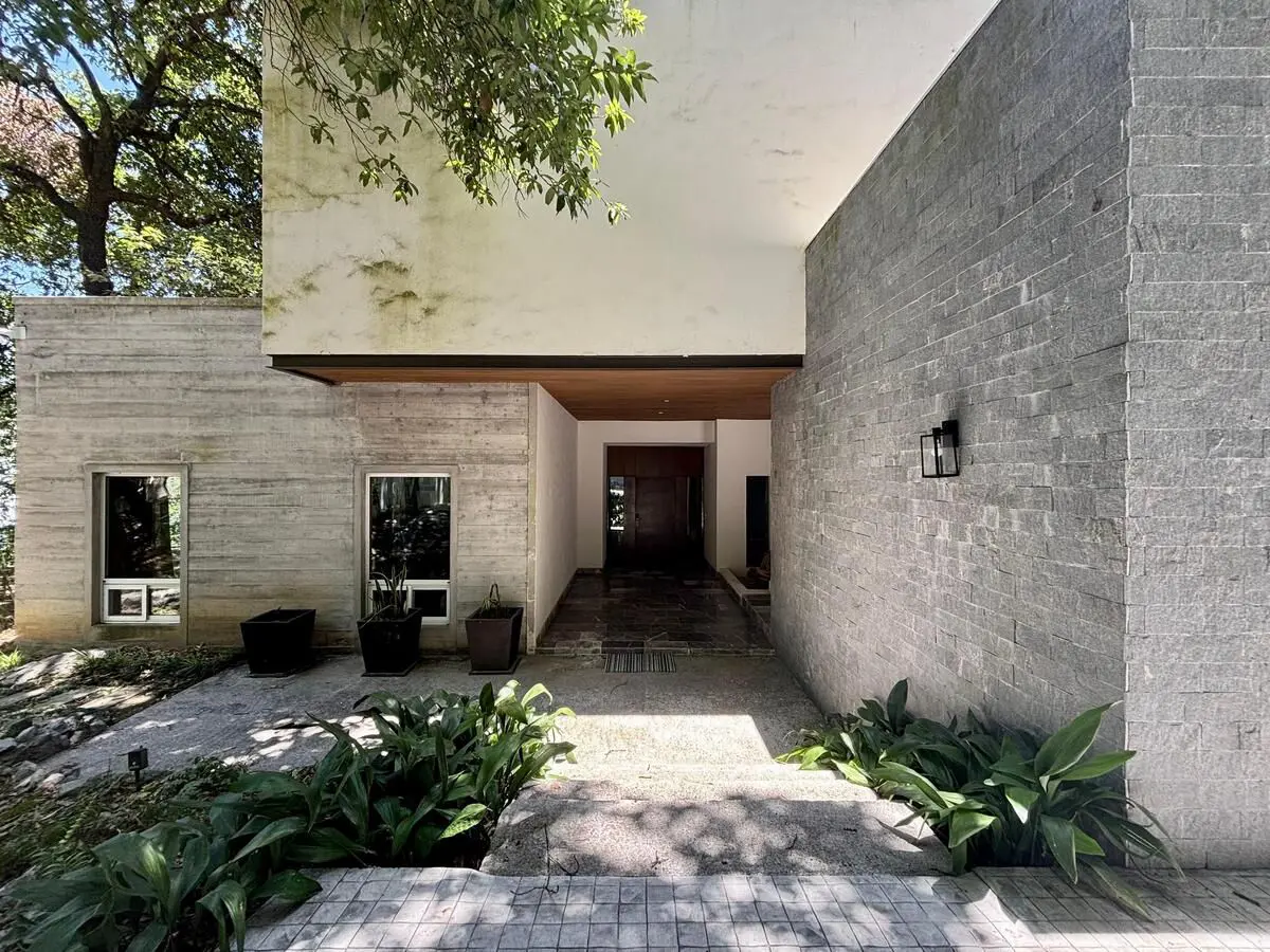 Casa en venta en Olinala, San Pedro Garza García — foto 1 de 26