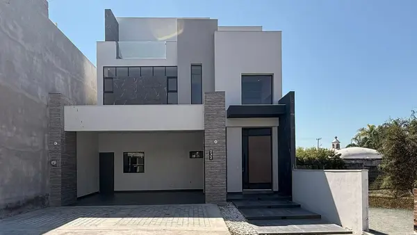 Casa Llave en Mano en Venta, Valle de Cristal