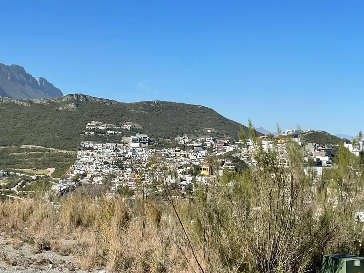 Terreno en venta en Jardines de San Agustin, San Pedro Garza García — foto 1 de 5