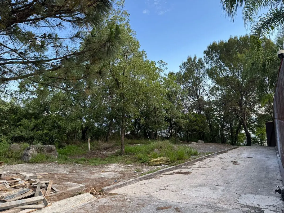 Terreno en venta en Zona Valle San Angel, San Pedro Garza García — foto 1 de 2