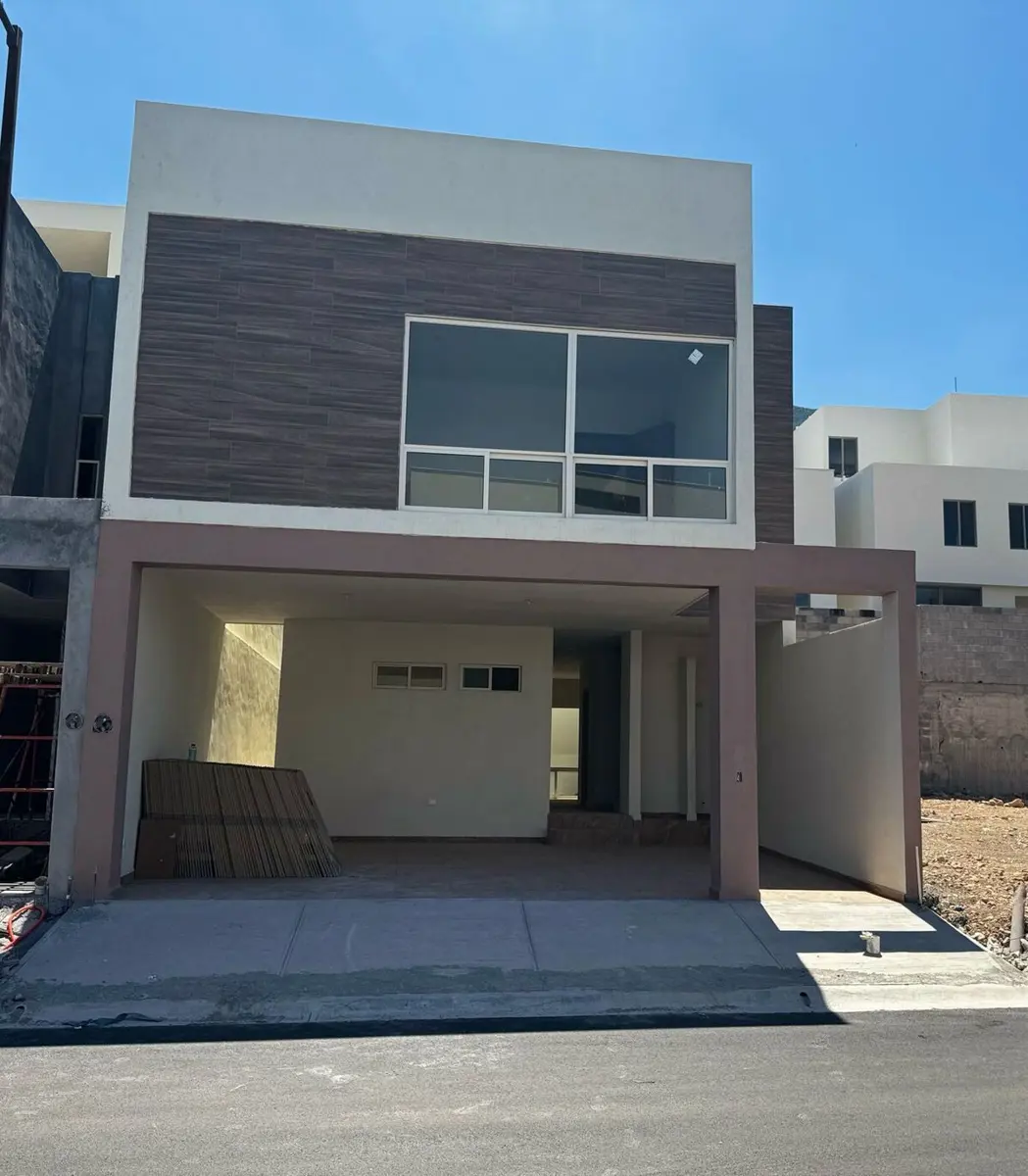 Casa en venta en Dominio Cumbres, García — foto 1 de 11
