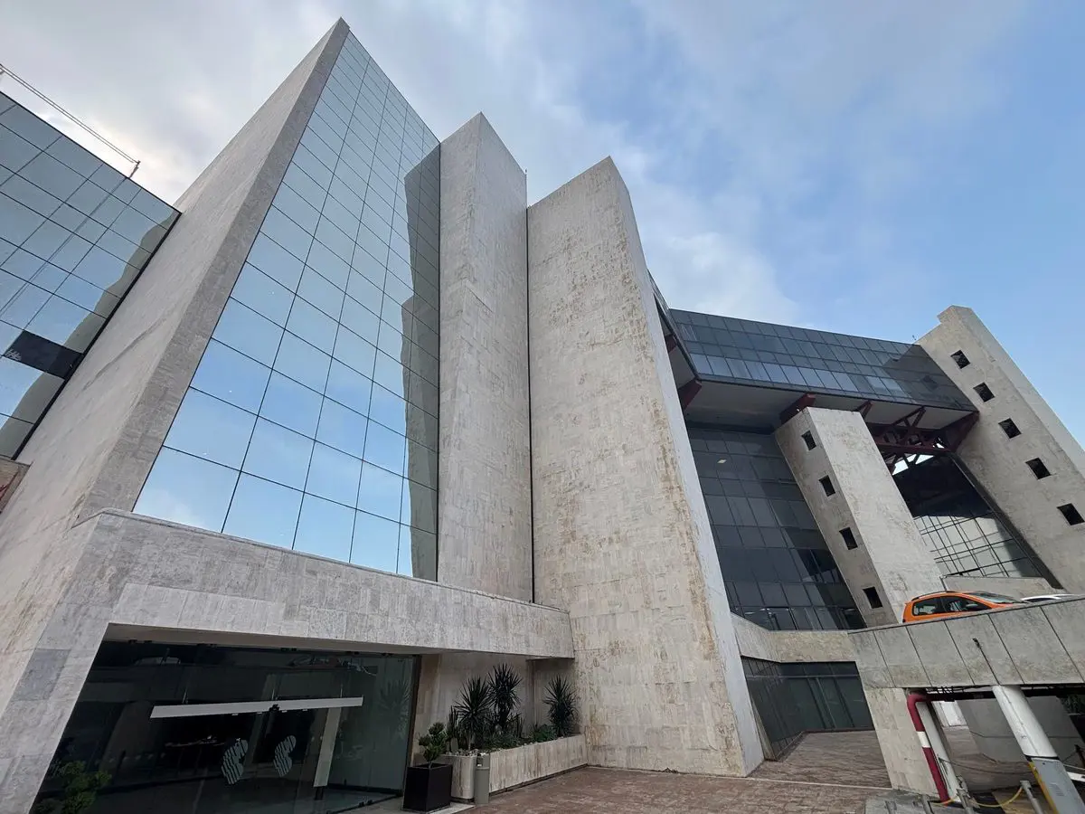 Oficina en venta en Zona Valle Oriente, San Pedro Garza García — foto 1 de 17