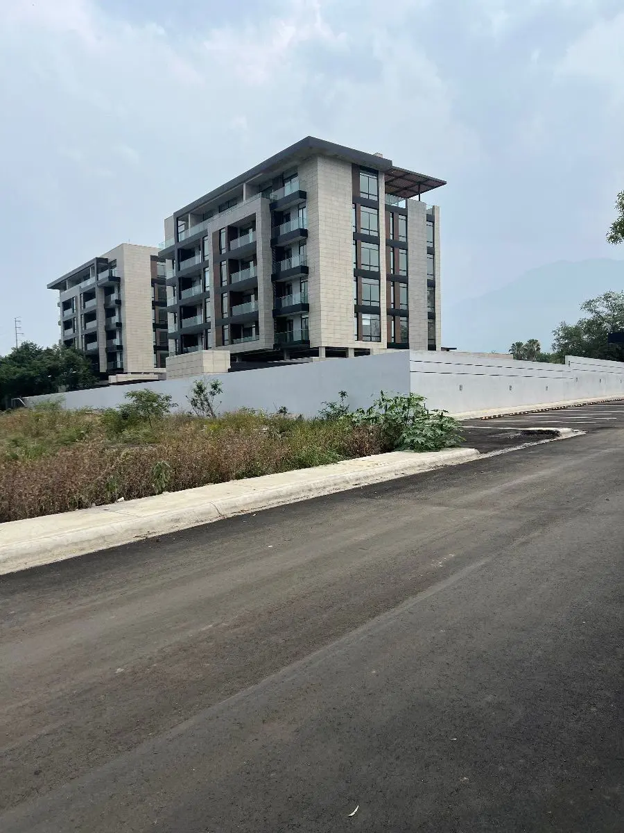 Departamento en renta en Lomas de Valle Alto, Monterrey — foto 1 de 11
