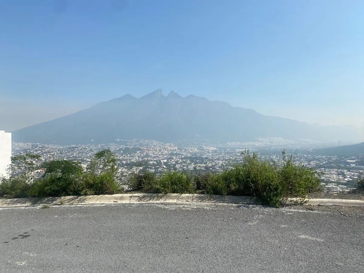 Terreno en venta en Lomas de Montecristo, Monterrey — foto 1 de 6