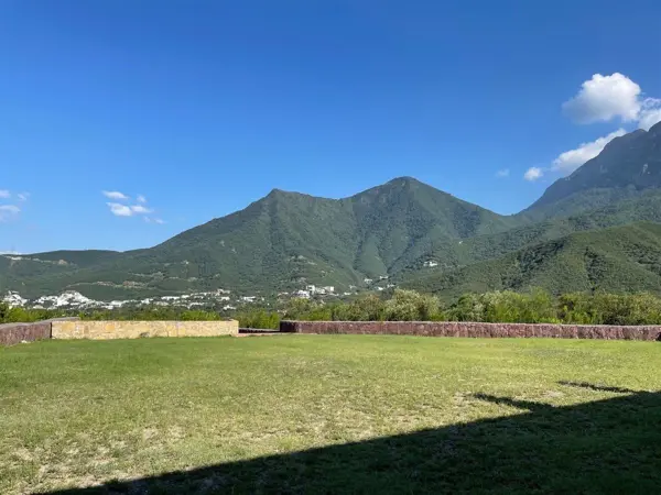 Terreno en venta en Los Encinos, San Pedro Garza García — foto 3 de 7