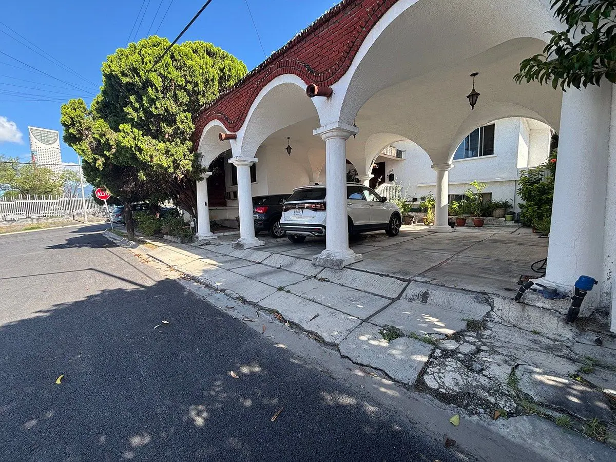 Casa en venta en Del Carmen, Monterrey — foto 1 de 5