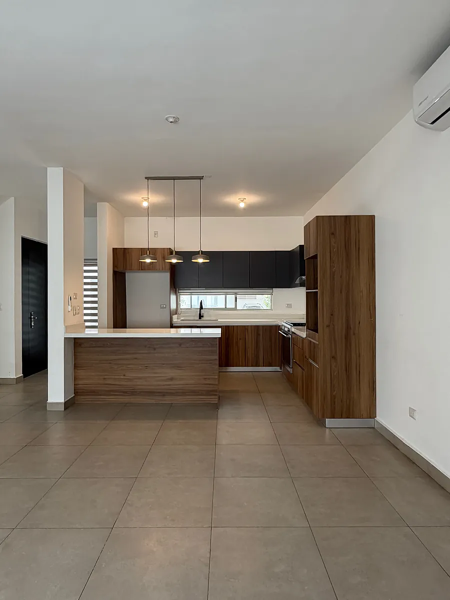 Casa en venta en Novelia, García — foto 3 de 22