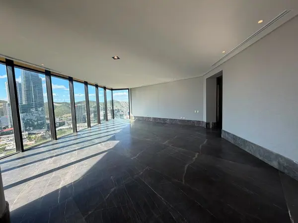 Departamento Equipado en Venta, Valle Oriente