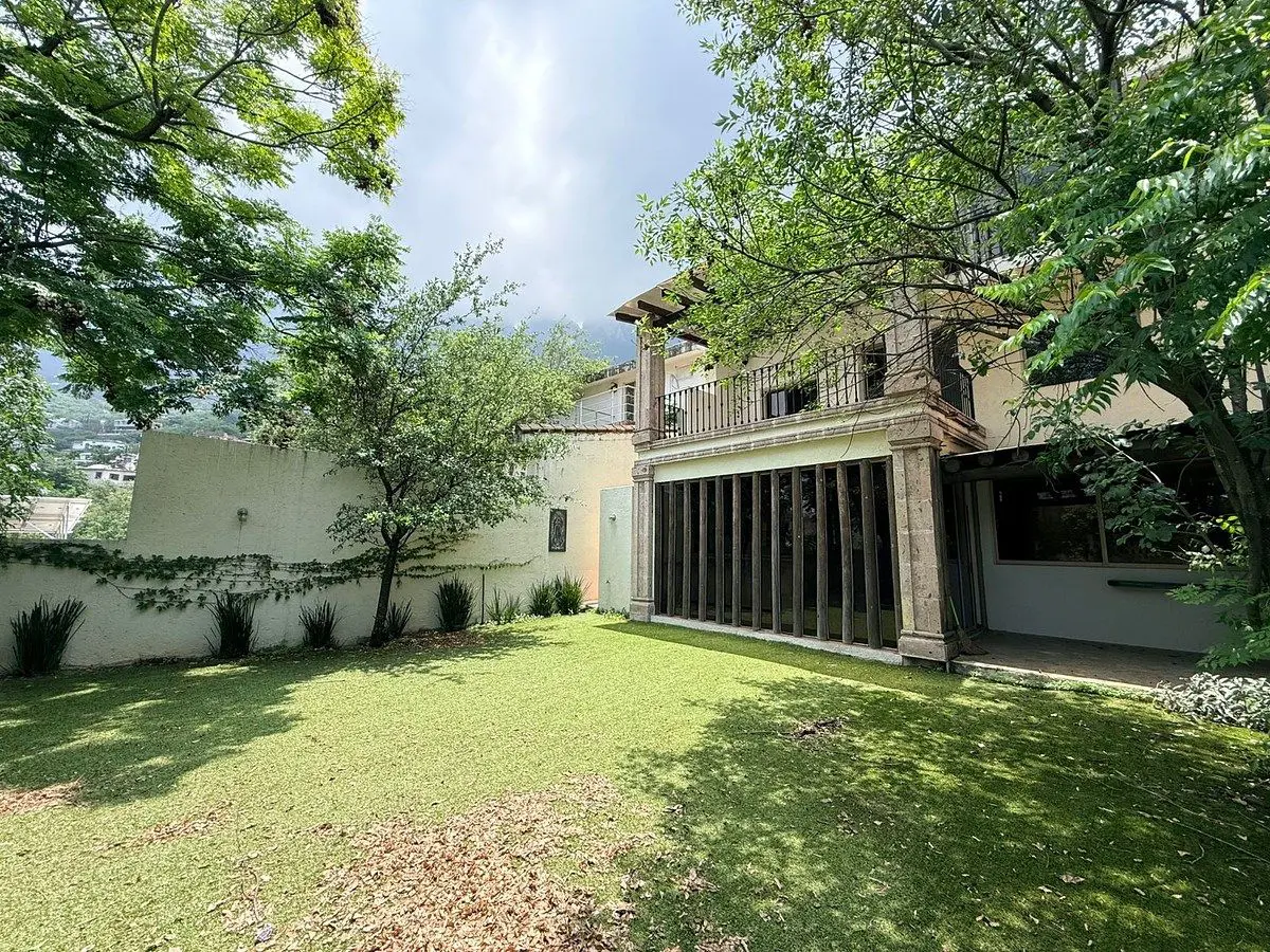 Casa en renta en Valle de San Angel Sect Frances, San Pedro Garza García — foto 1 de 14