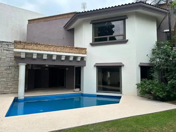 Casa en Venta, la Cima