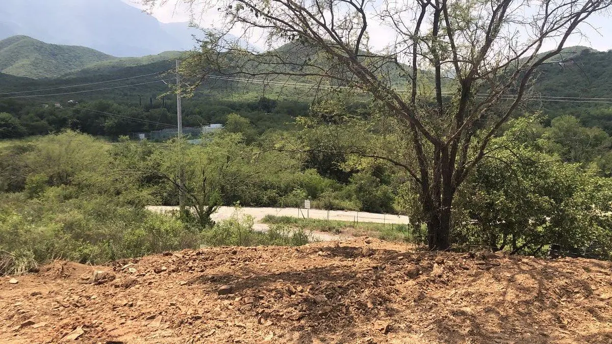 Terreno en venta en El Yerbaniz, Santiago — foto 1 de 5