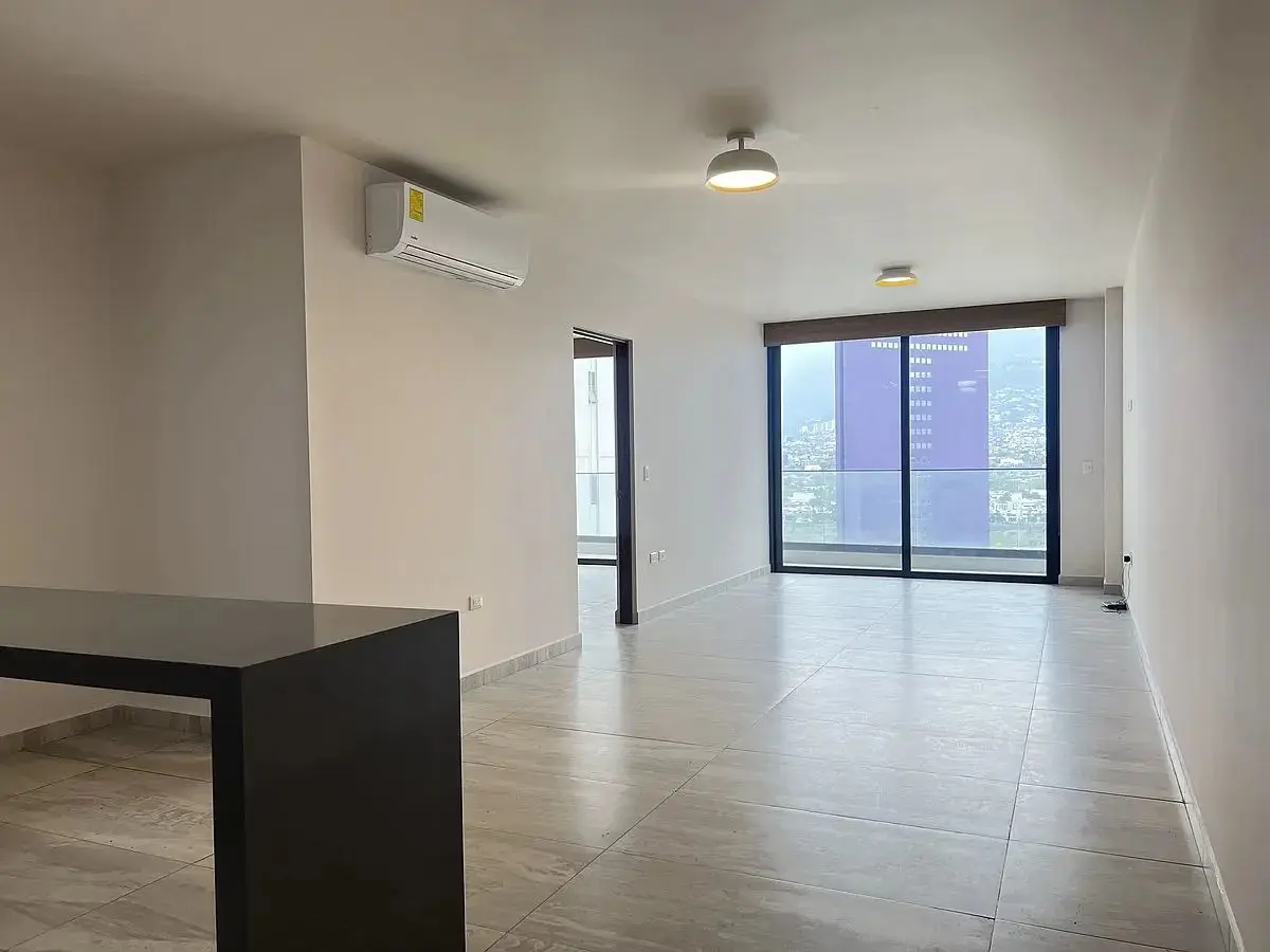 Departamento en venta en Santa Maria, Monterrey — foto 1 de 17
