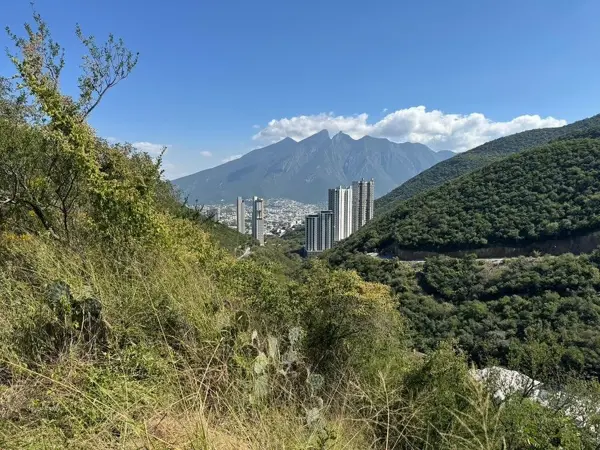 Terreno en venta en Renacimiento, Monterrey — foto 2 de 4