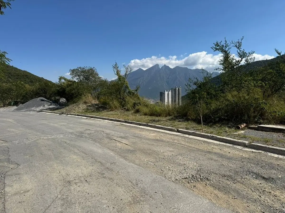Terreno en venta en Renacimiento, Monterrey — foto 1 de 4