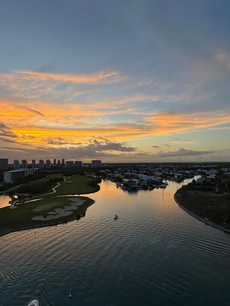 Departamento en venta en Puerto Cancún, Benito Juárez — foto 2 de 8