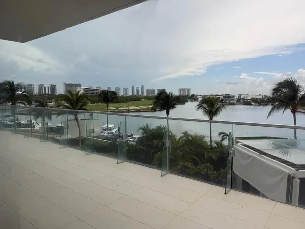 DEPARTAMENTO EN VENTA SLS MARINA BEACH, PUERTO CANCÚN