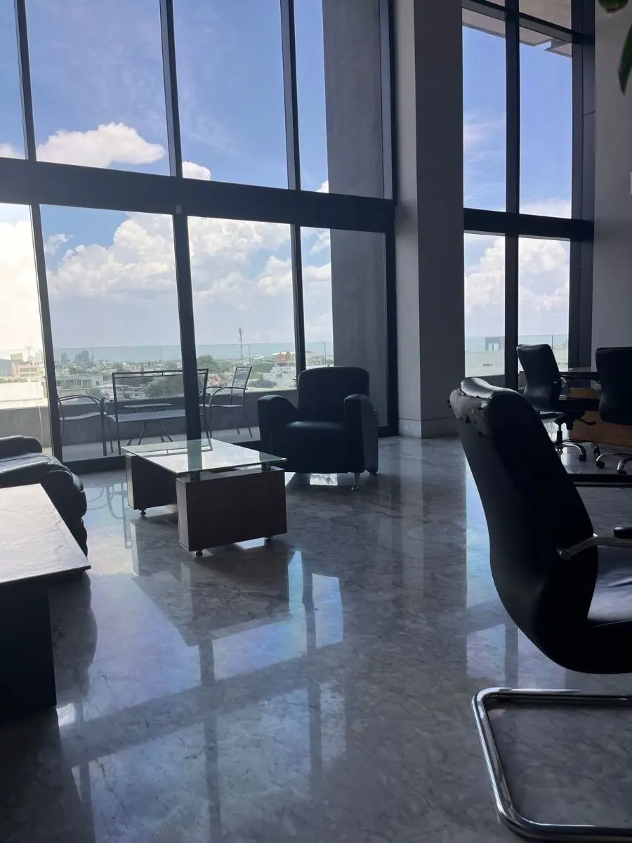 Oficina en renta en Centro, Monterrey — foto 1 de 18