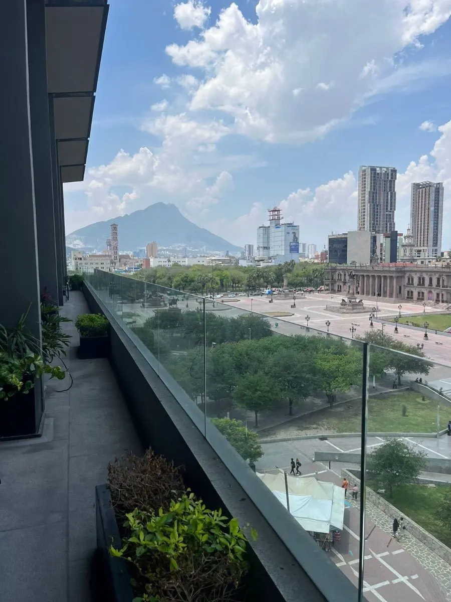 Oficina en renta en Centro, Monterrey — foto 1 de 18