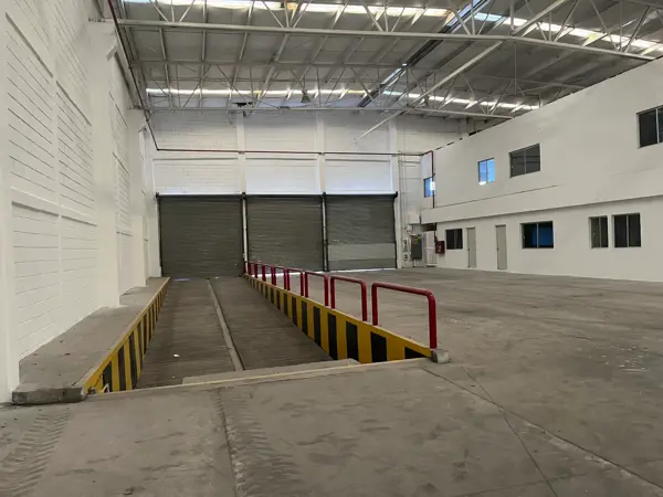 Bodega en renta en Aeropuerto, Frontera — foto 2 de 17