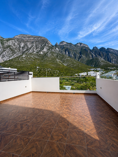 Casa en venta en Villas Del Mirador, Santa Catarina — foto 2 de 15