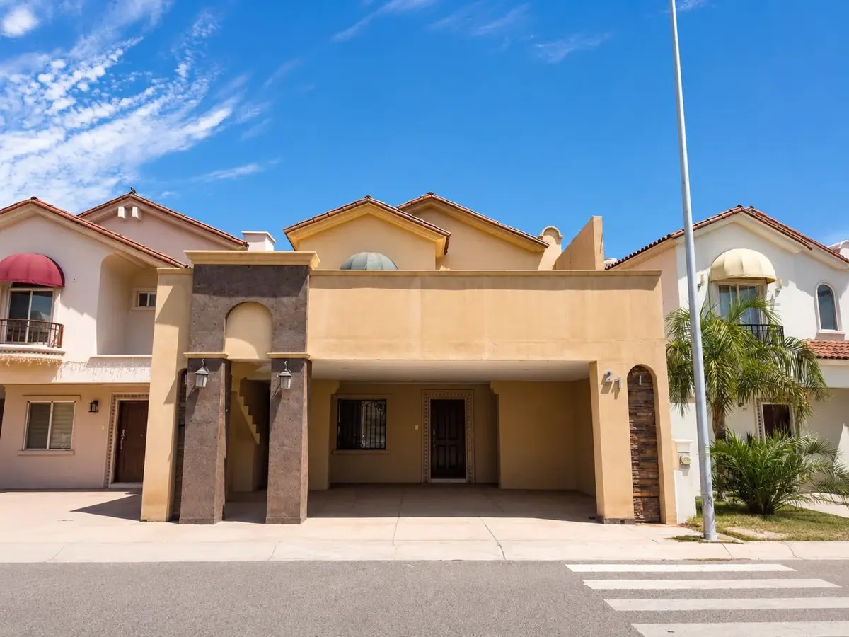 Casa en venta en Real de Sevilla Club Residencial, Hermosillo — foto 1 de 32