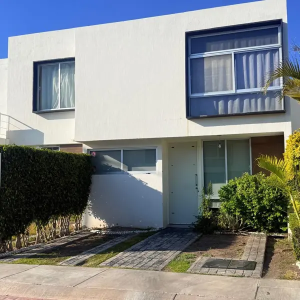 Oportunidad de Adquirir Casa en Remate en Corregidora, Querétaro con Acceso a Amenidades