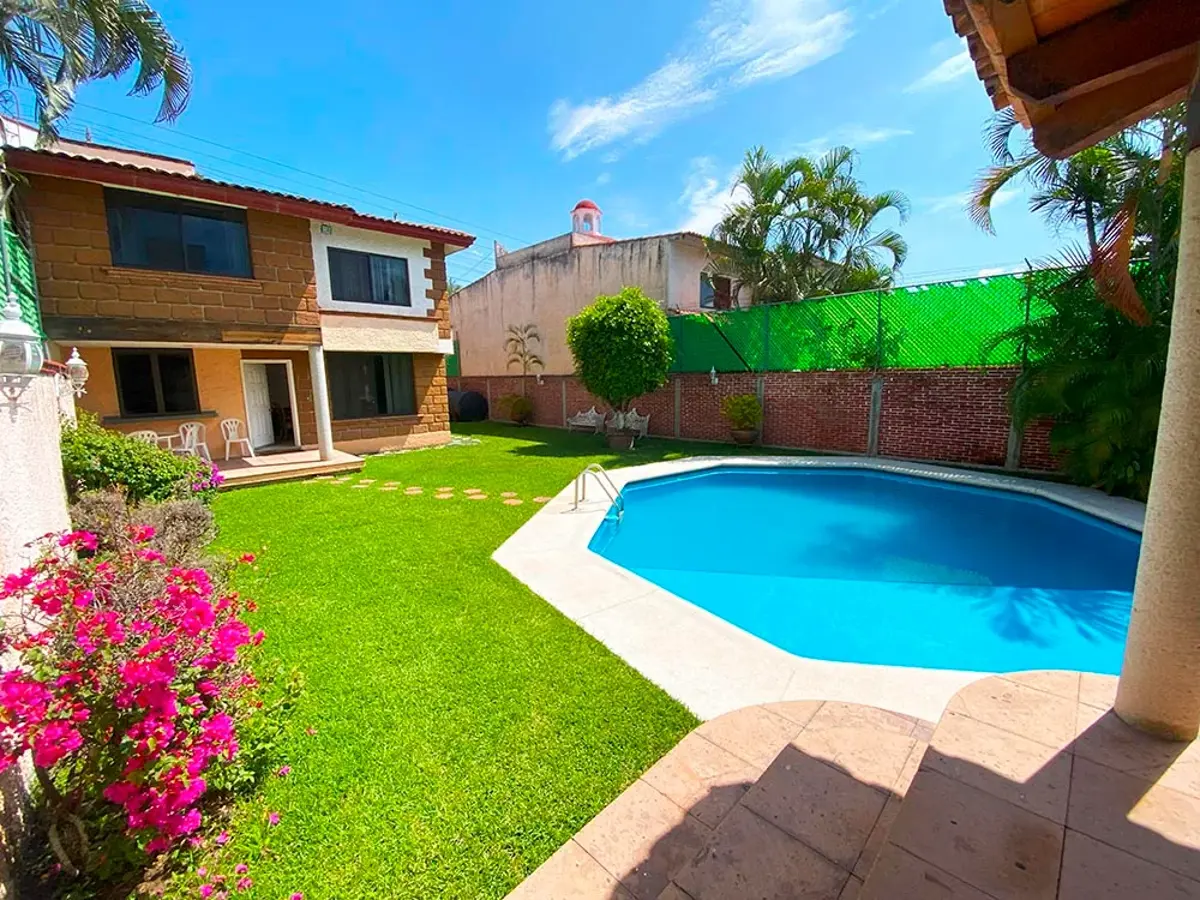 Casa en venta en Burgos Bugambilias, Temixco — foto 1 de 13