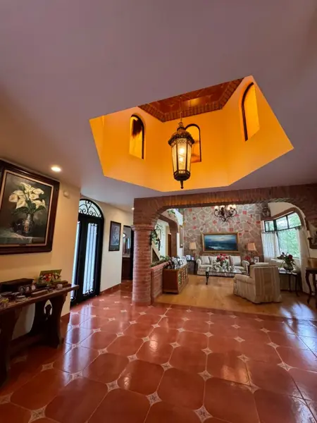 Casa en venta en Corral de Barrancos, Jesús María — foto 2 de 47