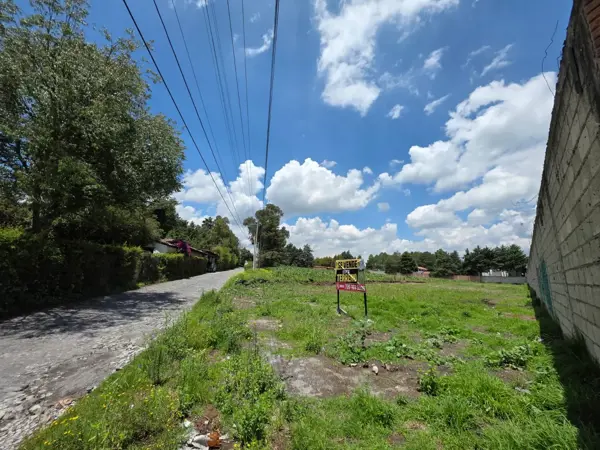 Terreno Residencial en Venta en Cacalomacán Centro, Toluca | Excelente Ubicación