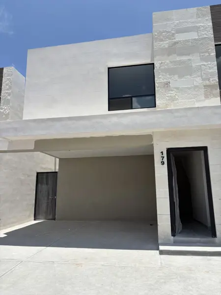 CASA EN VENTA EN MONTALIA RESIDENCIAL